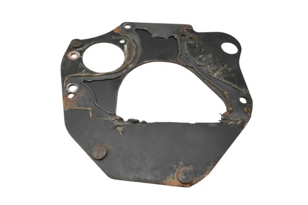 John Deere - 16 John Deere Gator XUV590i Crankcase End Plate Cover