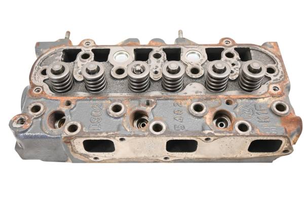 Kubota - 15 Kubota RTV-X900W Cylinder Head