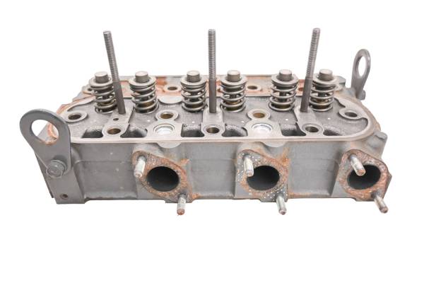 Kubota - 14 Kubota RTV 1140CPX 4x4 Cylinder Head