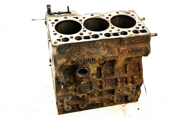 Kubota - 09 Kubota RTV1140CPX Crankcase Center Crank Case