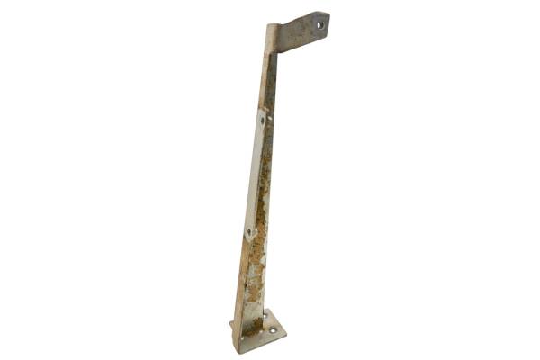 Kubota - 13 Kubota RTV900XT Oil Cooler Bracket Mount