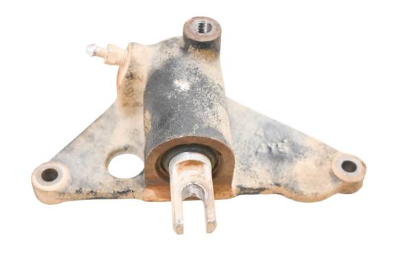 Kubota - 15 Kubota RTV-X900 Rear Right Brake Cylinder