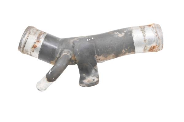 Kubota - 17 Kubota RTV X1140 Water Pipe Joint