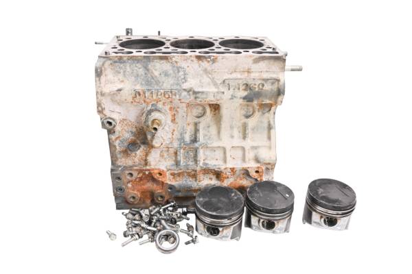 Kubota - 17 Kubota RTV X1140 Crankcase Center Crank Case & Cylinders