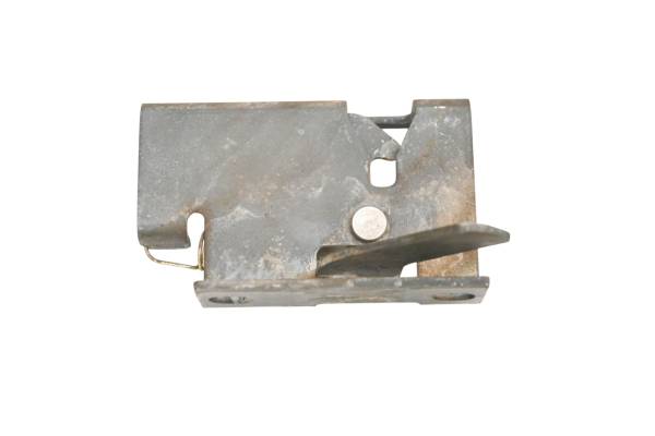 Kubota - 10 Kubota RTV1100CW9-H Hood Latch