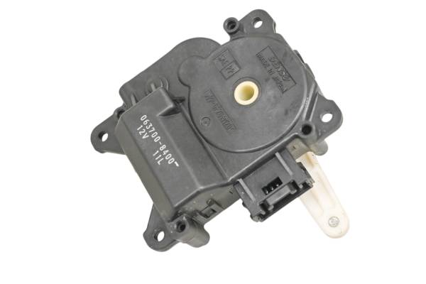 Kubota - 10 Kubota RTV1100CW9-H Ac Mode Change Blower Actuator