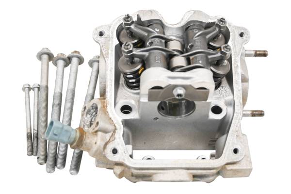 Bombardier - 06 Can-Am Outlander 800 4x4 XT Rear Cylinder Head Bombardier