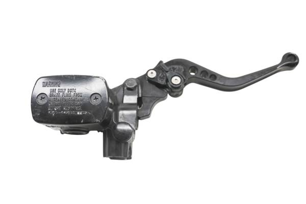 Yamaha - 16 Yamaha YFZ-R3 Front Brake Master Cylinder & Lever