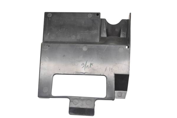 Yamaha - 16 Yamaha YFZ-R3 Center Rear Tail Fairing Cover