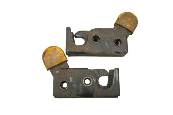 Kubota - 18 Kubota RTV-X1140W Left & Right Door Latch