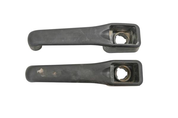 Kubota - 18 Kubota RTV-X1140W Door Handles