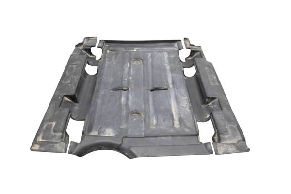 21 Yanmar Longhorn 700 Center Middle Floor Plate Cover YU700GMP