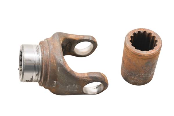 Yamaha - 01 Yamaha Grizzly 600 4x4 Rear Drive Shaft Yoke & Coupler YFM600F