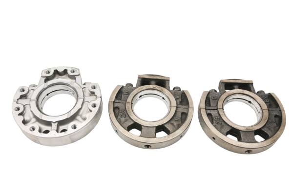 Kubota - 11 Kubota RTV900XTW Crankshaft Main Bearings