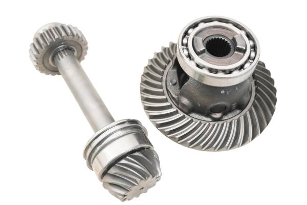 Kubota - 21 Kubota RTV-X1140W Transmission Bevel Gears Output Shaft