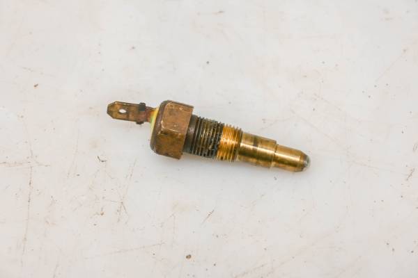 Kubota - 21 Kubota RTV-X1140W Coolant Temperature Sensor