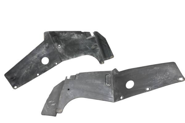 Kawasaki - 19 Kawasaki Mule 4010 Trans 4x4 Front Fender Flap Covers Left & Right KAF620