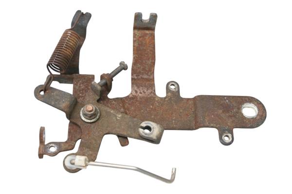 Kawasaki - 17 Kawasaki Mule 4000 2x4 Throttle Linkage Bracket Mount KAF620PF