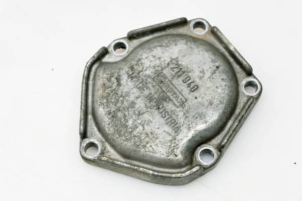 Bombardier - 04 Can-Am Quest 500 4x4 Oil Strainer Cover Bombardier