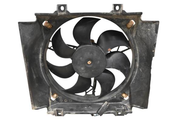 John Deere - 13 John Deere Gator XUV 825i Radiator Fan