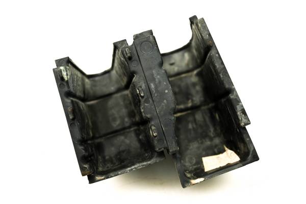 Kubota - 15 Kubota RTV X900 G Fuse Box Cover