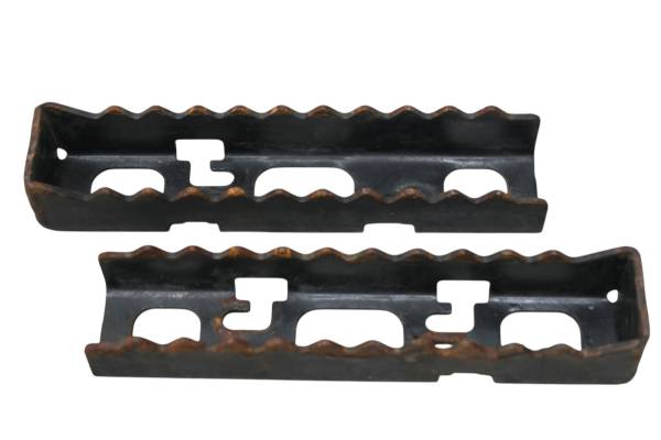 Bombardier - 04 Can-Am Quest 650 4x4 Foot Pegs Bombardier