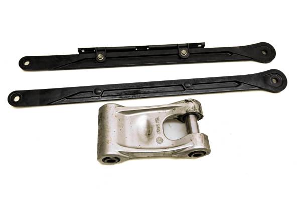 13 Triumph Tiger 1200 Explorer ABS Rear Shock Linkage