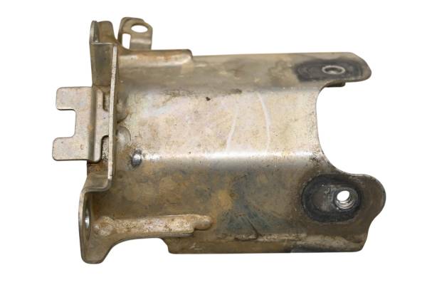 Yamaha - 16 Yamaha YXZ1000R EPS 4x4 Transfer Case Drive Shaft Cover