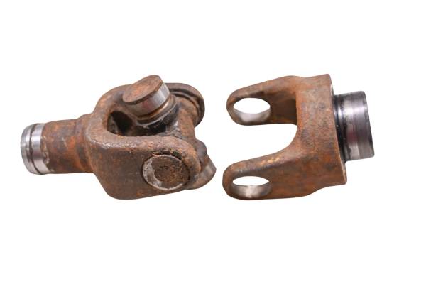 Yamaha - 17 Yamaha YXZ1000R Drive Shaft Yokes