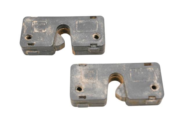 Polaris - 15 Polaris Ranger XP 900 4x4 Tailgate Slam Latches