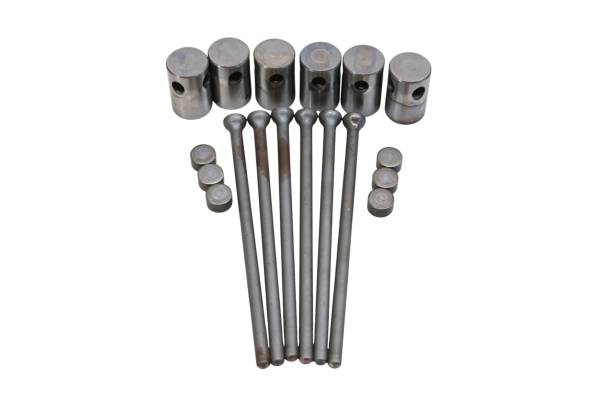 Kubota - 16 Kubota RTV-X1100CW Push Rods & Buckets