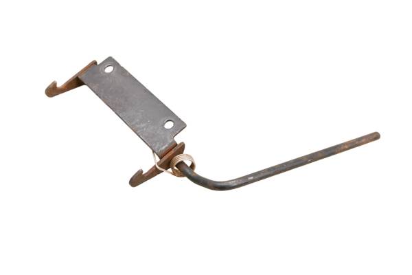 Arctic Cat - 01 Arctic Cat 400 4x4 Seat Latch