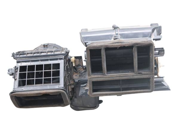 Kubota - 15 Kubota RTV-X1100CW Air Conditioner Hvac Unit