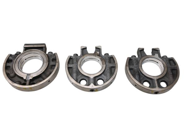 Kubota - 16 Kubota RTV-X1140W Crankshaft Main Bearing Holders