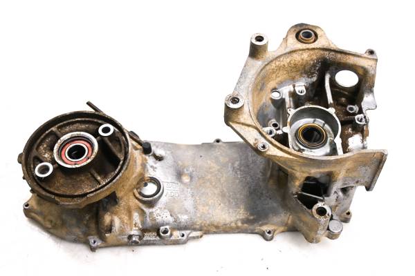 Polaris - 04 Polaris Sportsman 90 2x4 Crankcase Center Crank Case