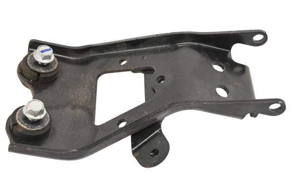 Yamaha - 15 Yamaha YZF R3 Gas Tank Bracket