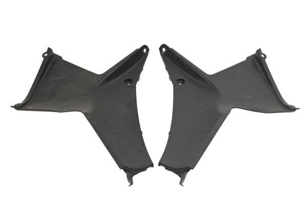 Yamaha - 15 Yamaha YZF R3 Inner Panels Covers