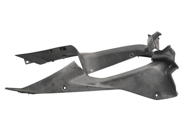 Yamaha - 15 Yamaha YZF R3 Inner Panels Covers