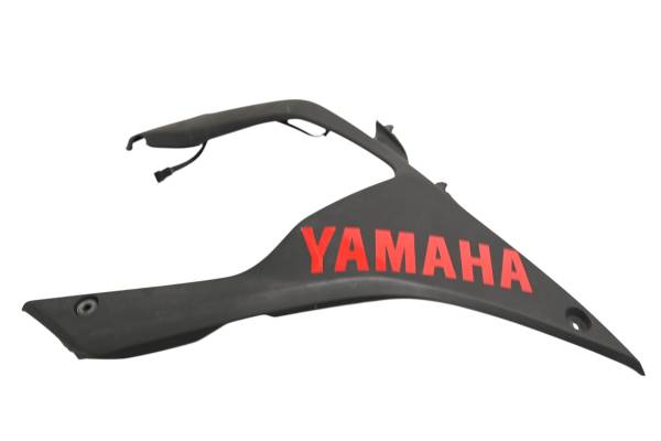 Yamaha - 15 Yamaha YZF R3 Lower Right Cover Under
