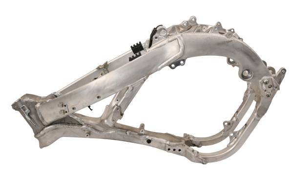 Yamaha - 25 Yamaha YZ450F Frame