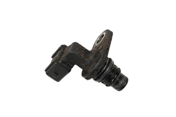 John Deere - 19 John Deere Gator XUV835E Camshaft Position Sensor