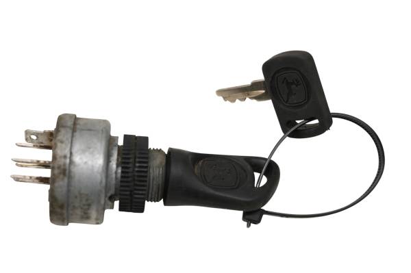 John Deere - 19 John Deere Gator XUV835E Key Switch