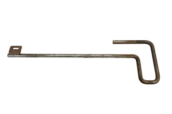 John Deere - 19 John Deere Gator XUV835E Cargo Box Latch Release Handle