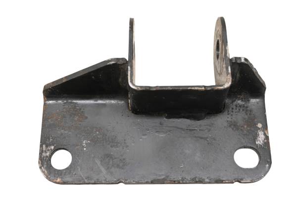 John Deere - 19 John Deere Gator XUV835E Differential Front Support Bracket Mount