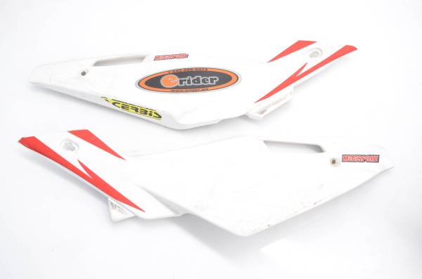 Husqvarna - 12 Husqvarna TXC 250 Rear Side Covers Panels Fenders Left & Right