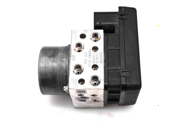 Kawasaki - 13 Kawasaki Ninja 650 ABS Abs Pressure Modulator Block EX650F