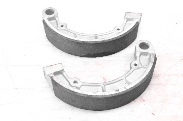 Kawasaki - 00 Kawasaki Prairie 300 2x4 Rear Brake Drum Shoes KVF300