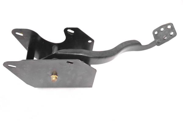 Can-Am - 17 Can-Am Defender XT Cab HD10 Brake Pedal