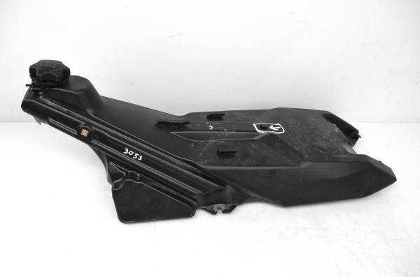 Ski-Doo - 19 Ski-Doo Backcountry 600R Gas Tank & Fuel Pump 146"