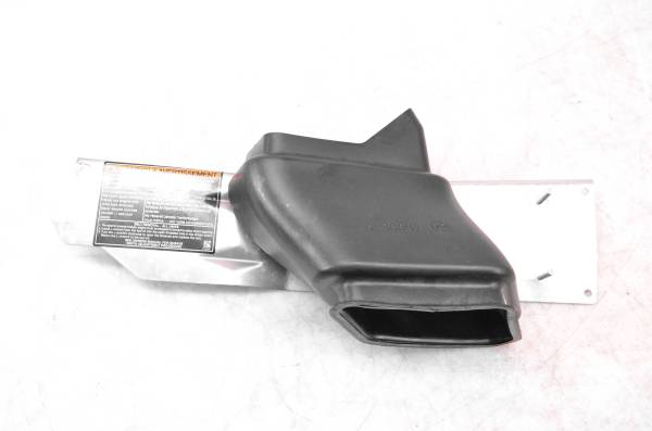 Polaris - 19 Polaris Indy Adventure 550 ES Air Duct Oulet & Clutch Belt Guard 155"